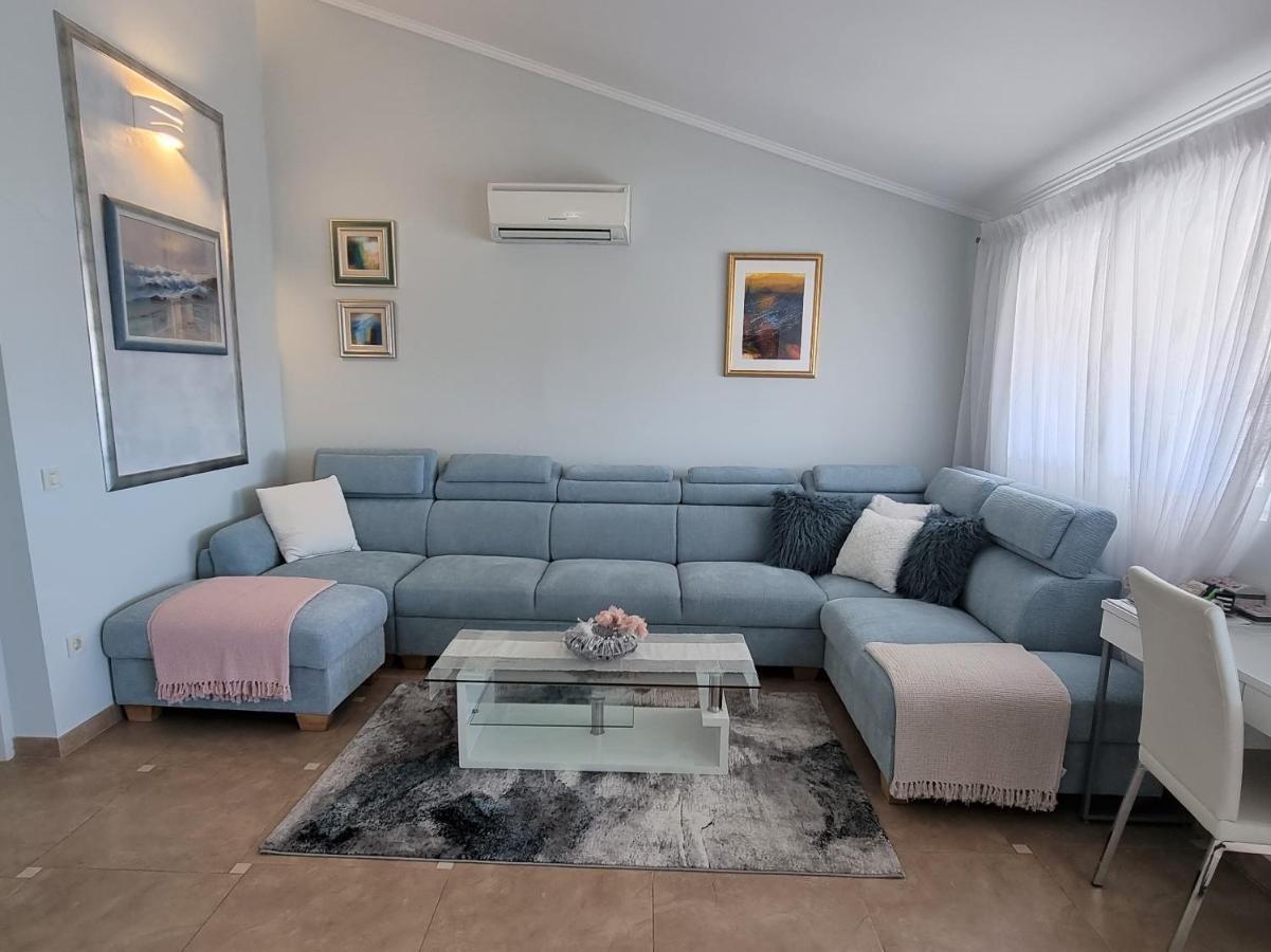 Apartments Ragusa โรวีน ภายนอก รูปภาพ