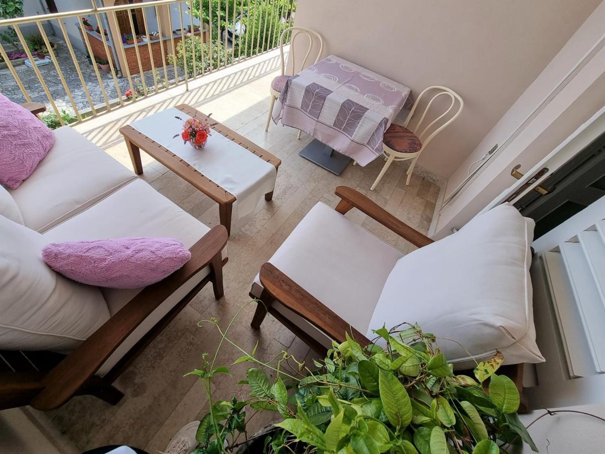 Apartments Ragusa โรวีน ภายนอก รูปภาพ