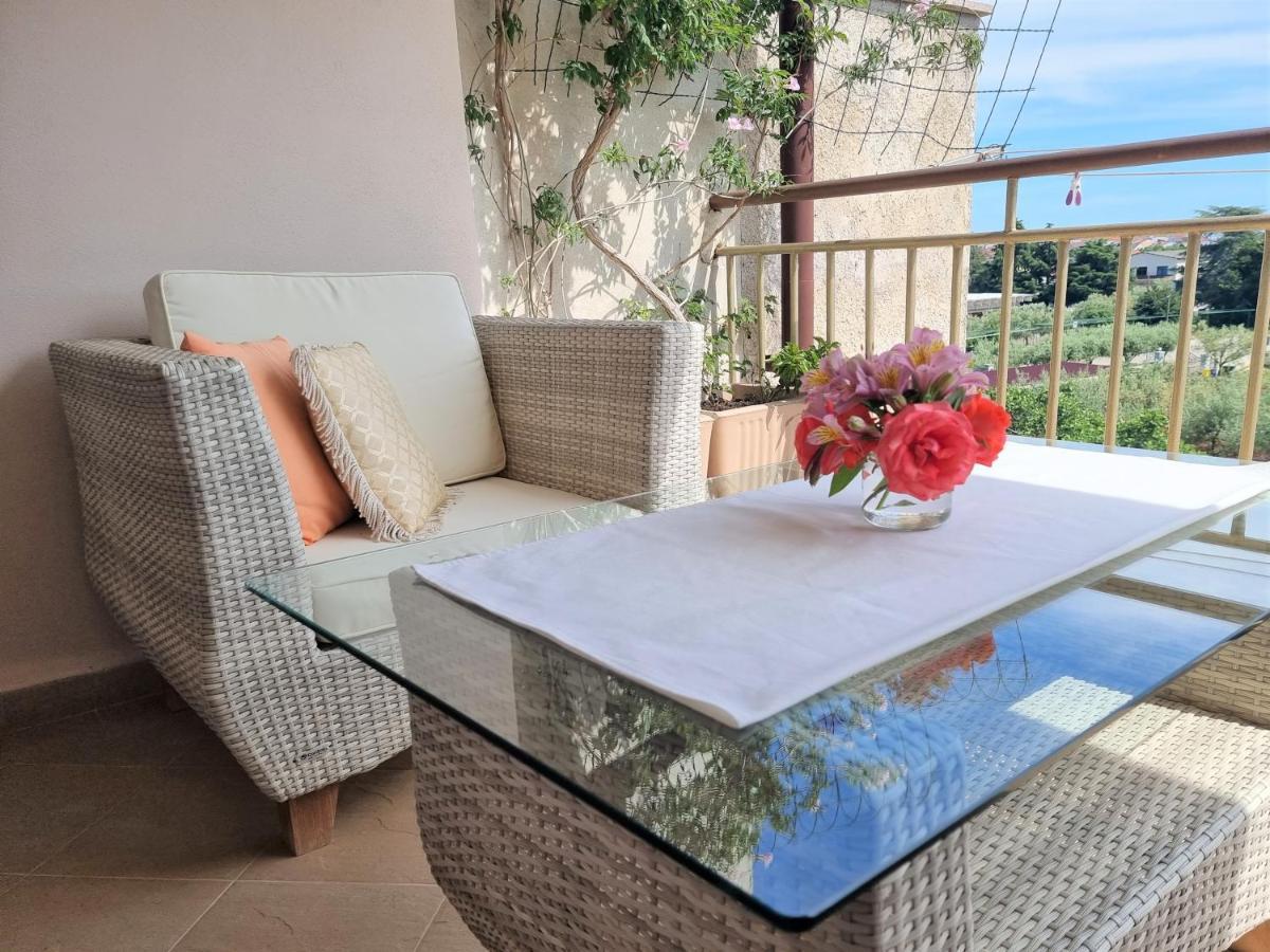 Apartments Ragusa โรวีน ภายนอก รูปภาพ