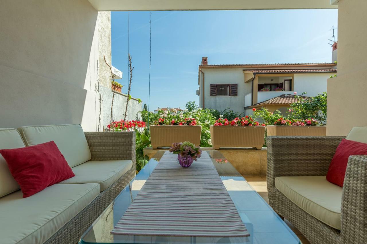 Apartments Ragusa โรวีน ภายนอก รูปภาพ