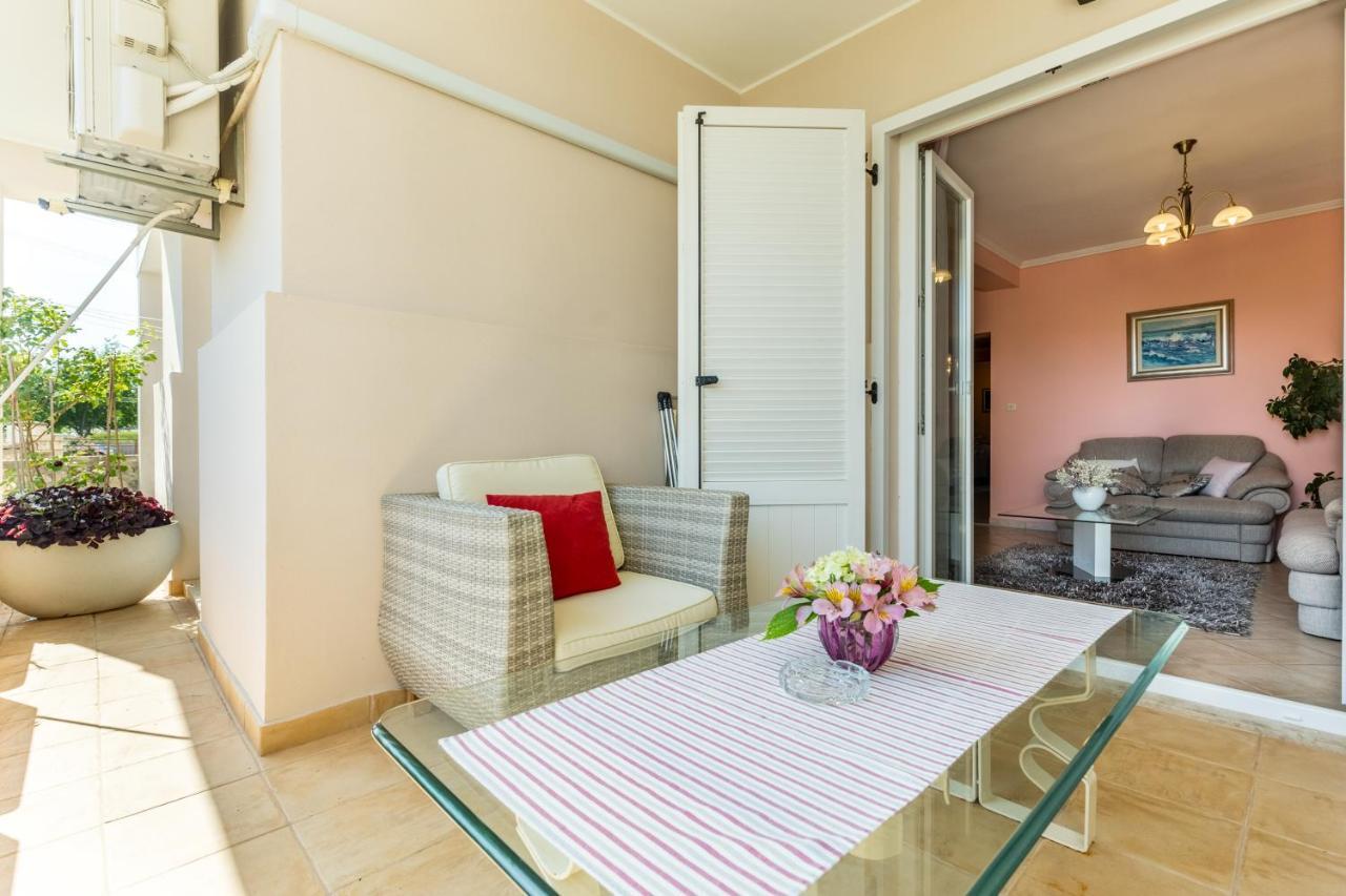 Apartments Ragusa โรวีน ภายนอก รูปภาพ